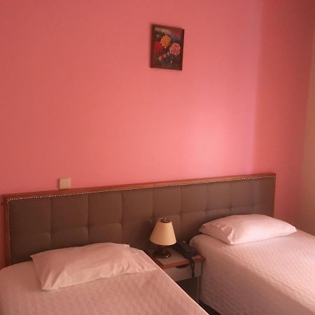 Florinda Bed & Breakfast Chaves Bagian luar foto