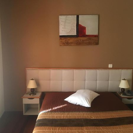 Florinda Bed & Breakfast Chaves Bagian luar foto